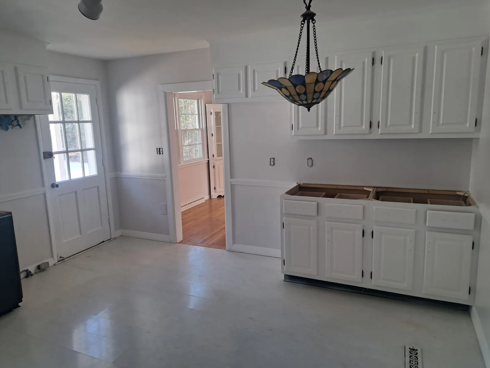 Bright entry and living space after a full interior repaint