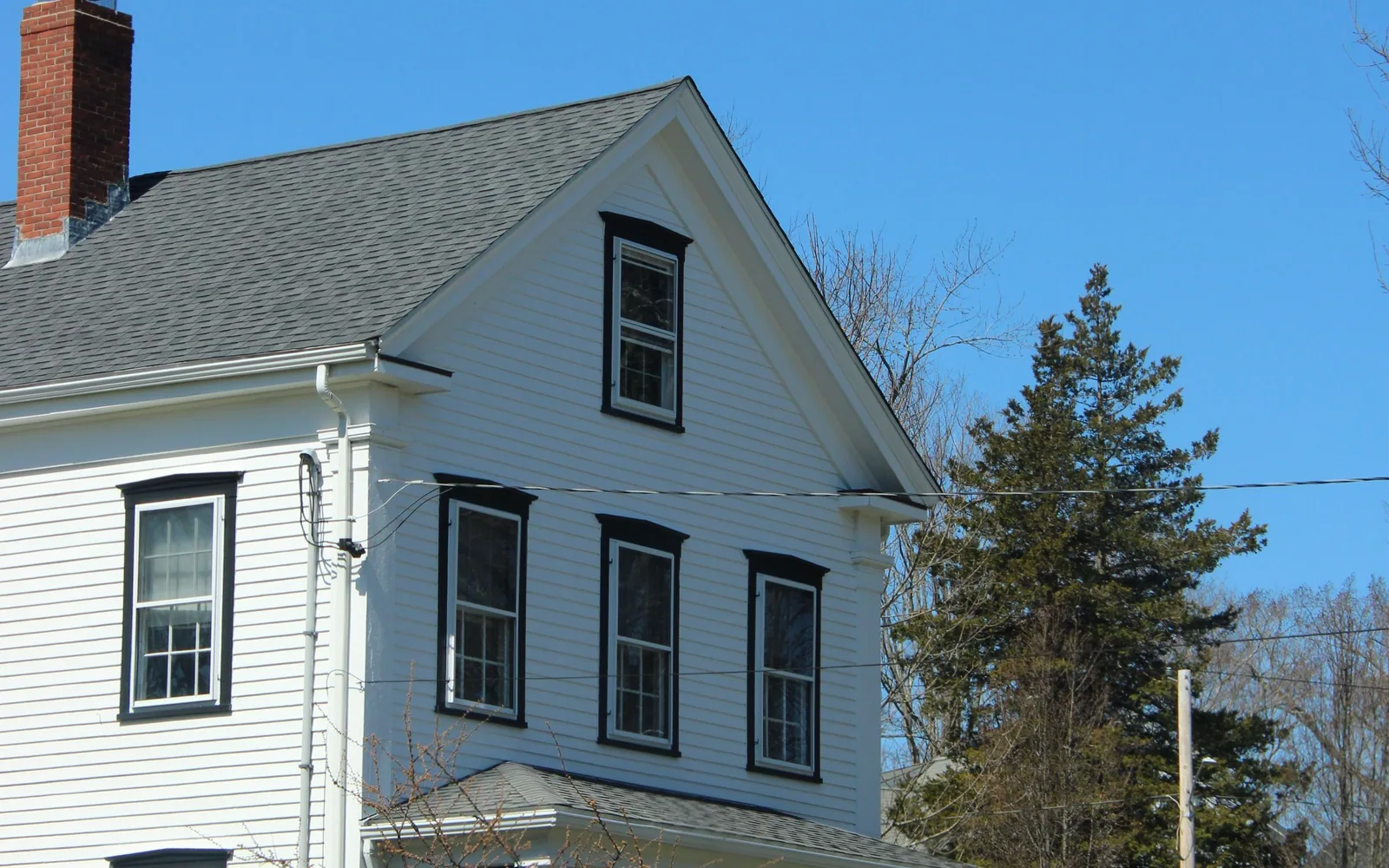 Exterior Painting by Milena Construction in Nashua, NH